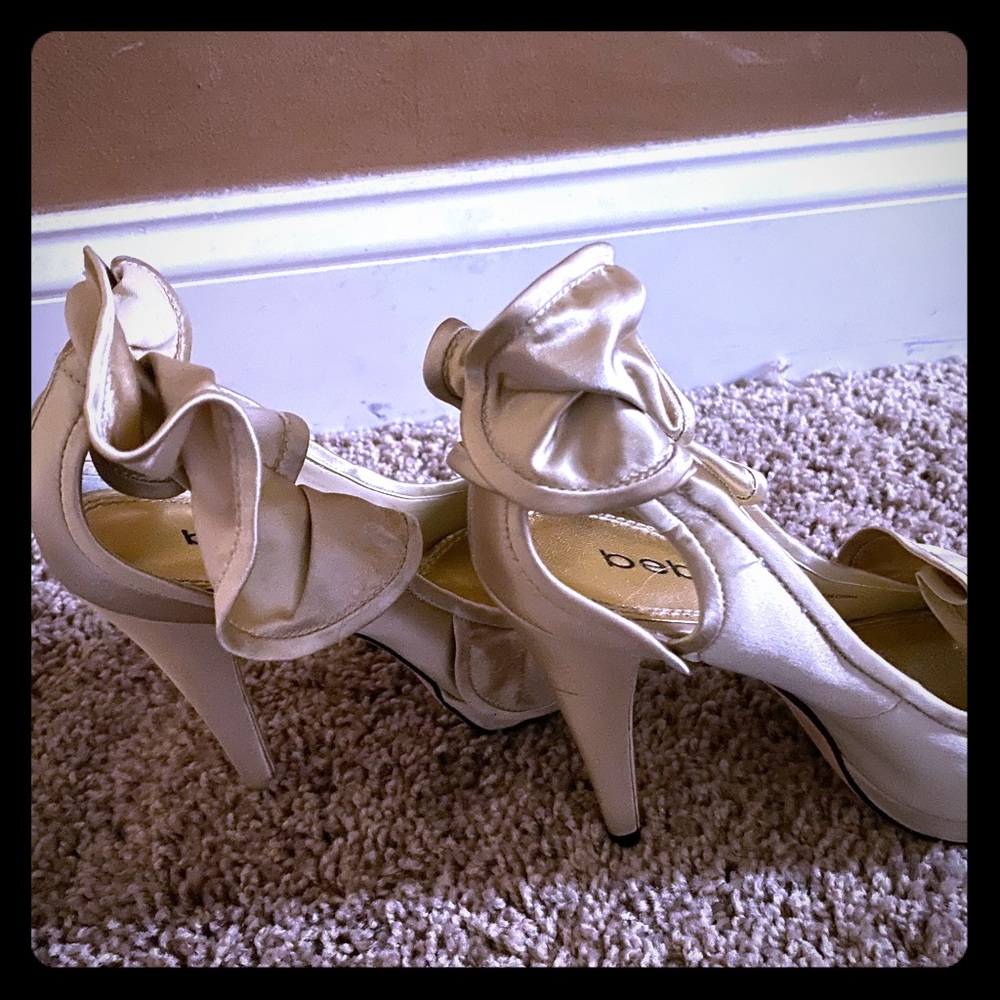 Fabulous pre loved fashions.